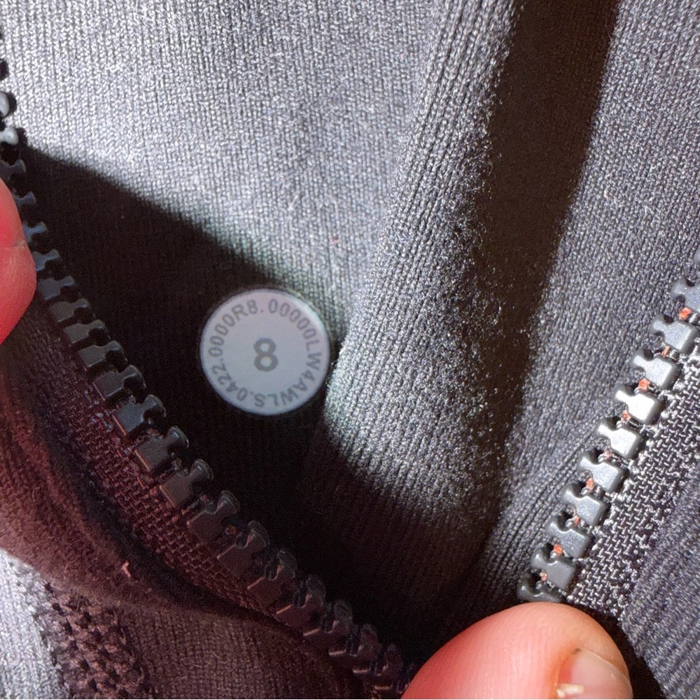 lululemon athletica Black Full-Zip Lightweight Jacket - Picture 7 of 10